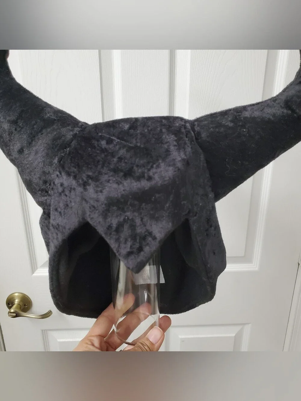 Epic Costumes Maleficent Cosplay Black Plush-Velvet Horned Hat Headpiece Sz L